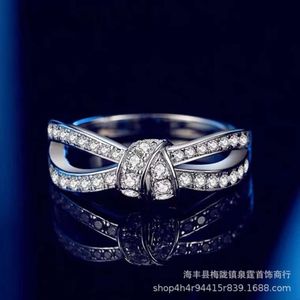 Desginer Chamet Jewelry Bracelet Shangjia S925 Sterling Silver Full Diamond Bow X Bague classique en forme de croix populaire en ligne en direct avec le même design