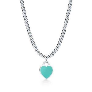 Design 925 Colliers de perles en argent sterling pour femmes bijoux avec un collier de coeur en émail en émail noir de couleur noire rouge rose y220314