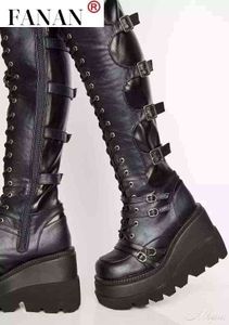 Diseño Mujer Plataforma Alta Muslo Botas Altas Moda Hebilla Punk Tacones Altos Botas Mujeres Cosplay Cuñas Botas Mujer Botas Mujer G1112