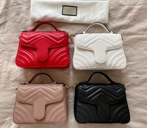 Designer Bag Marmont sac à main Crossbody Bags pour femmes en cuir véritable Sac à bandoulière Fashion Classic Woman Chain Bag Sacs à main Wallet Clutch Metallic avec numéro de série
