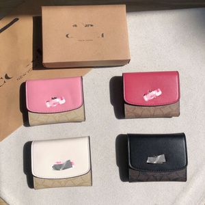 Los bolsos de diseñador tienen un 90% de descuento en una billetera corta con pliegue cero para mujer más barata con cuero de vaca Nuevo embalaje en caja con múltiples tarjetas