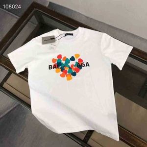 Diseñador Balencaigas Mujer Camiseta Graffiti Nuevos patrones de estilo Bordado con letras Camisetas Manga corta Ropa casual de calidad Amigos Moda