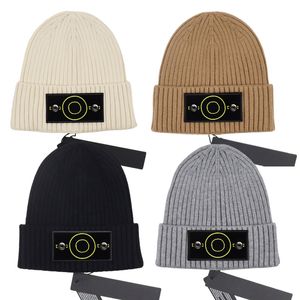 Gorro de diseñador Gorro para hombre Gorro de invierno Nuevos botones de la marca Cappello Gorros de piedras de punto Hombres Mujeres Gorro de lana gruesa Gorros de otoño e invierno Gorros de calavera de color sólido