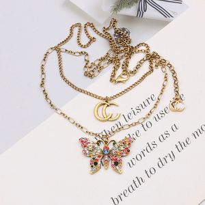 Designer Marque Lettre Pendentif Colliers Plaqué Or 18 Carats Papillon Géométrie Cristal Perle Strass Double Collier Chaîne Collier Femmes Bijoux De Fête Accessoires