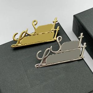 Broches de diseñador Fashion Broche Womens Letters Classic Letters Broch Y Damas Ropa Gold Silver Luxurys Brooch For Men Jewelry Pins