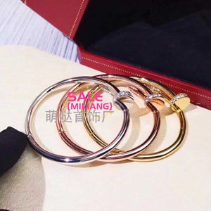 Designer Cartres Bangle High End Asian Gold Gold Shoirs Edition Kajia Bracelet Mud Diamond Zircon Nail Anneau Lumière Style Femme UIB9