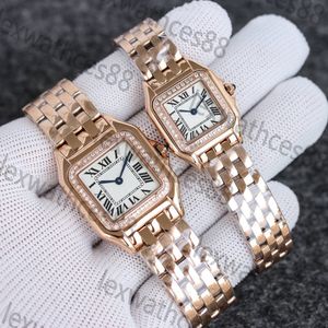 Designer Fashion Brand Montres Femmes Lady Girl Carré Chiffres Arabes Cadran Style Acier Métal Bonne Qualité Montre-Bracelet Deux tailles différentes