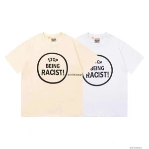 Diseñador Ropa de moda Camiseta de lujo para hombre Camisetas casuales Marca estadounidense Galerías Departamentos High Street Deja de ser racista Letra impresa Camiseta de manga corta Hombres Mujeres