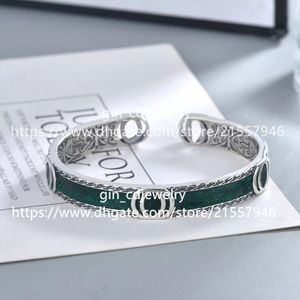 Lettre de mode de créateur ouvrant un bracelet en argent antique net cadeau de mariage d'anniversaire de couple rouge