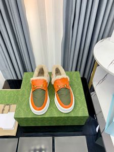 Chaussures de designer fourrure Muller Slippers Loafer en cuir Chaussures de plate-forme brod￩es en cuir 35-41