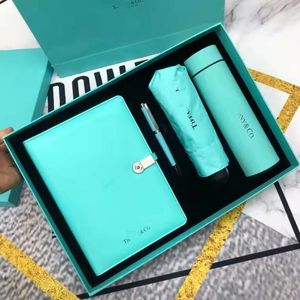 Set de regalo de diseño Caja de regalo azul Protección solar y protección UV Paraguas+Taza de agua+Cuaderno+Caja para bolígrafos Regalo de San Valentín para hija