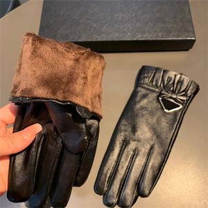 Gants de créateurs Femmes Hommes Gants en dentelle en cuir Lady Glove Accessoires de mode d'hiver avec boîte