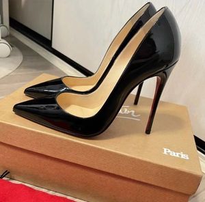 Diseñador Tacones altos zapatos para mujeres Red Brillante Bottoms 6cm 8cm 10 cm 12 cm Tacones finos delgados Nude Black Patent Leather Luxury Woman Women with Red Suede Bag Size 35-44