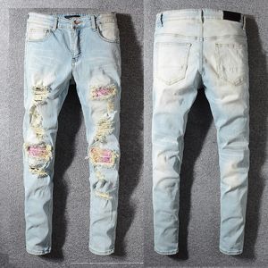 Jeans de diseñador para hombre Skinny Slim Fit Light Blue Kee Ripped Denim Distress Biker con agujero Parches rojos Tapered Straight Softener Cult Stretch Skull Plus Size Fashion