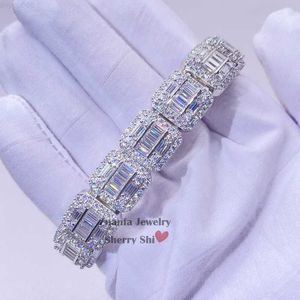 Bijoux de créateurs 13mm or blanc Sterling Sier hommes glacé Baguette coupe Vvs Moissanite diamant Cluster Tennis Bracelet