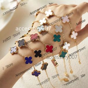 designer bijoux bracelet Bracelets de créateurs de mode bracelet pour femmes élégant trèfle à quatre feuilles médaillon bracelets de charme chaînes ras du cou de haute qualité plaqué or 18 carats