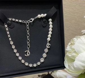 Designer Bijoux Colliers Haute Qualité Classique Femmes Lettres Mode Diamants Pendentifs Sailormoon Diamant Perles Taille pour Bijoux de Fiançailles-Cadeau