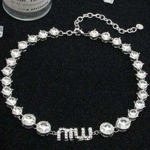 Collar de joyería de diseñador para mujer Clase de fiesta de diamantes completos Cadena de clavícula Vestido Collares Accesorios de moda CSG2312156-8