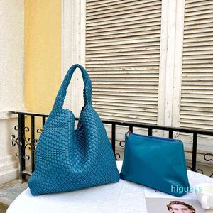 Diseñador-Bolso de paja de playa tejido de gran capacidad, bolso de lujo para mujer, bolso y bolso de verano, bolsos de hombro tipo shopper informales para mujer