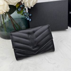 Designer Leather Womens Wallets Luxury Metal Letter Women Hasp Short Wallet Porte-cartes Portefeuilles de stockage de grande capacité Sacs de créateurs Sacs à main pliants Pochettes