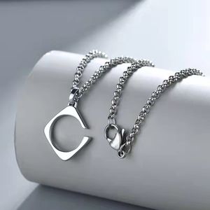 Designer Letter Necklace 40cm Standard 925 Silver Square Pendant For Men and Women ne ternit jamais