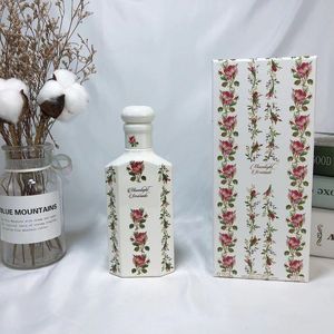 Parfum de luxe design Moonlight Curve Eau de Parfum pour femme 150 ml Notes florales Parfum texturé floral Livraison gratuite
