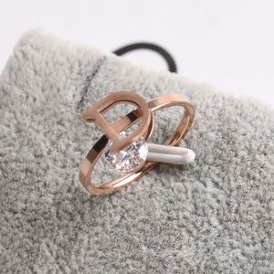 Designer Luxury Simple D Letter Ring Women Fashion Ins Tempérament Index Rings Rings Paire Anneau Gift Mariage En gros de Mother Gifts Nice