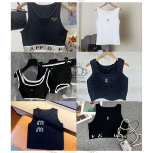 Designer Luxury Crop Top Mi Vest Femmes Chemises LETER LETER EMBROIDE RHIMING T-SHIRT FEMME LONG LONGES COMPRESSE