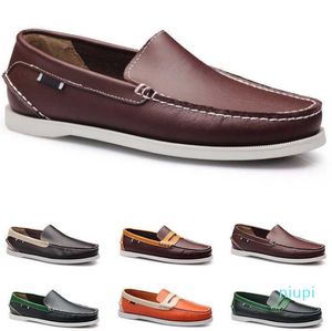 Diseñador -Zapatos casuales para hombres Zapatillas plateadas Guisantes de cuero Conducción Suela blanda Cuero Goma Marfil Bronceado claro Desnudo Verde militar Borgoña Taupe Beige