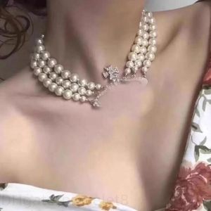 Diseñador Multicapa Perla Rhinestone Collar de órbita de lujo Cadena de clavícula Collares de perlas barrocas Mujeres Collares de fiesta de boda Regalo de joyería de alta calidad