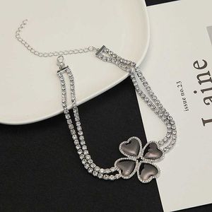 Designer Neckchain SL Luxe Top Sexy Peinture Huile Chockey Créative Géométrie Fleur Eau Diamant Lumière Luxe Exagéré Collier Accessoires De Mode Bijoux