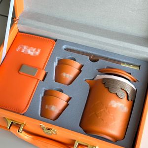 Service à thé orange de styliste, ensemble de préparation de thé avec Logo de lettre classique, cadeau pratique de voyage, comprenant un carnet de notes et une valise portable