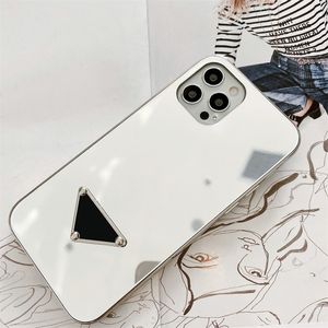 Designer Phone Case 2023 Mirror Fall Prevention Cover pour IPhone 14 Promax 13 Pro 12pro 11 14plus Xsmax Xs X 7p 8 Triangle Phone Shell