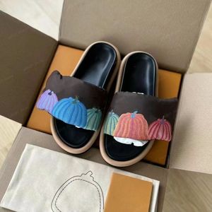 Diseñador Piscina Almohada Sandalias Parejas Zapatillas Hombres Mujeres Verano Zapatos planos Moda Playa Zapatilla Velcro Almohada Diapositivas con caja 35-45