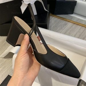 Sandalias de diseñador Moda Tacones altos Tacones Zapatillas de ballet Eather Zapatos de vestir para mujer Sandalias Primavera Otoño Cabeza redonda Zapatos de vestir planos Bolsa para el polvo