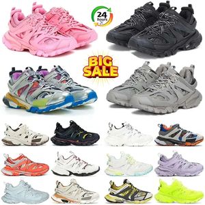 Zapatos de diseñador Track 3 3.0 3XL Paris Hombres Mujeres Triple S Zapatos casuales Tripler Negro Astilla Beige Blanco Gimnasio Rojo Gris oscuro Zapatillas de deporte Placa de moda para mí Casual