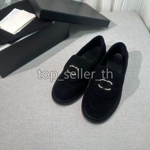 Zapatos de diseñador para mujer, sandalias con plataforma deslizante, mocasines de lujo, mocasines de cuero negro, zapato informal de calidad AAA