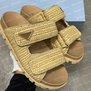 Slippers de diseñador Crochet Flatform Slides Dad Platform Sandals Raffia Reedición Beach Mujeres Luxury Mulas Raffie Grueso Bottom Summer tejido