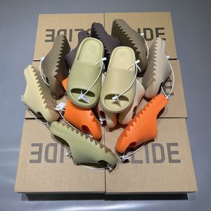 Zapatillas de diseñador Diapositivas de verano para mujer Moda de playa fresca Boca de pescado Sandalias para hombre Zapatillas ligeras de 6 colores
