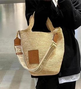 Sac de paille d'été designer pour femmes tissées à main artisanale à main de grande capacité Sac à bandoulière de plage rotin rotin sac