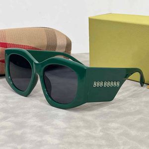 Gafas de sol de diseñador para mujeres, hombres, estilo de moda, montura cuadrada, gafas de sol polarizadas de verano con patas anchas para anteojos, retro clásico, 7 colores opcionales con caja