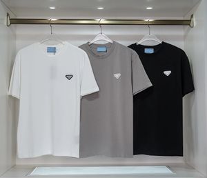 Camiseta de diseñador Hombres mujeres camisetas de lujo patrón de triángulo clásico Camiseta de manga corta senior Algodón puro El nuevo tamaño de Asia S-3XL