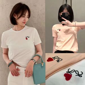 Designer T-shirt printemps et été classique Love Lovenery Logo Niveau polyvalent Col rond Round Coufrette T-shirt pour femmes