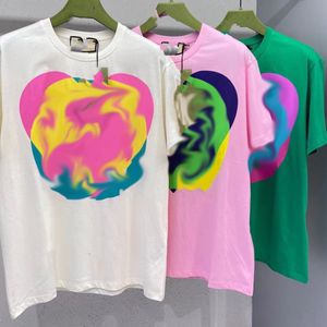 T-shirt de créateur Printemps / Été Nouvelle célébrité imprimée à manches courtes Vêtements d'extérieur personnalisés T-shirt à motif de coeur d'amour unisexe doux couple haut de couleur unie