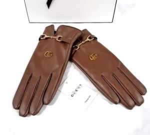 Diseñador Espesar Carta Cinco Dedos Guantes Para Hombre Para Mujer Otoño Invierno Cálido Suave Color Sólido Marca Impresión de Letras Cuero Genuino Cashmere 01