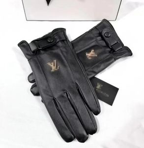 Designer Thicken Letter Five Fingers Gloves Mens Womens Autumn Winter Warm Soft Solid Color Brand Letter Printing Genuine Leather Cashmere Glove