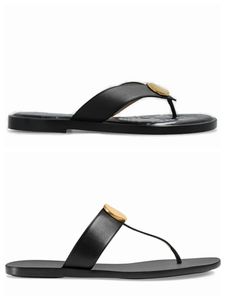 diseñador Thong Strap zapatillas para mujer para hombre unisex Leather Thong Sandals toboganes de playa al aire libre mulas causales de interior con herrajes en tonos dorados