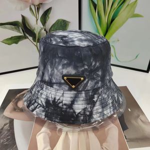 Diseñador Tie Dye Bucket Hats Mujeres Moda Carta Gorras para hombres Verano Sun Protect Sombreros de mujer