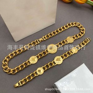 Designer versagesTemperament Celebrity Palace Hip Hop Premium Gold Plated Beauty Head Cuban Bracelet Necklace