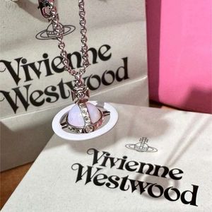 Designer Viviane Westwood Jewelry Empress Dowager Xis Limited Baking Paint Track Track Threedimensional Saturn Orb Collier Niche Lumière Luxury High Fend Pull Chain PE